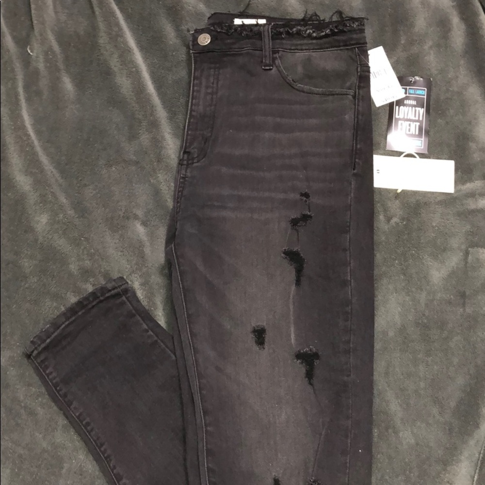 Bridge by gly distressed jeans, nwt